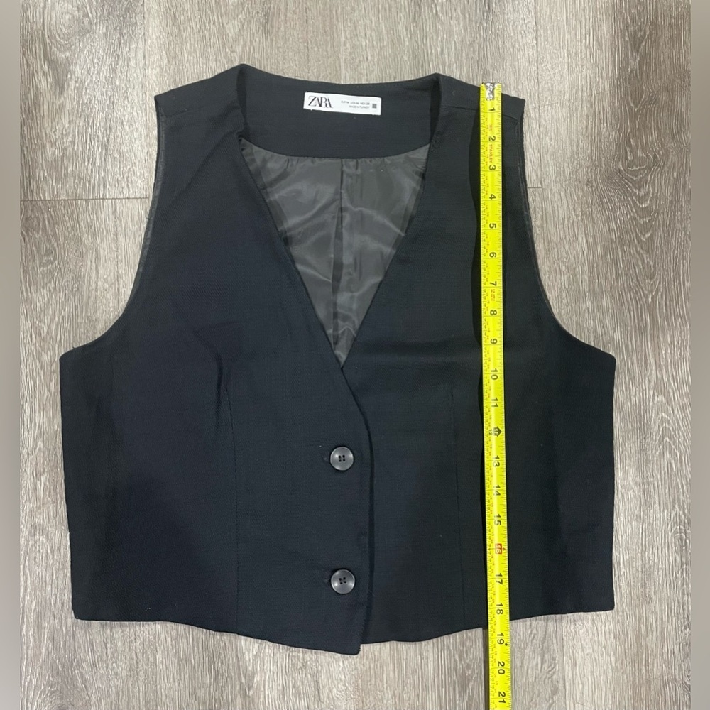 Zara Midnight Black Sleeveless Vest - Picture 3 of 7
